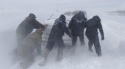 Работу спасателей Казахстана в бураны показали на фото