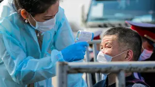 Бекшин обратился к алматинцам в связи с мутировавшими штаммами