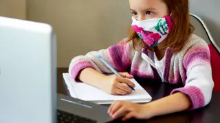 Учеба в школах и вузах: главный санврач Нур-Султана вынесла решение