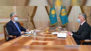 Токаеву доложили о расследовании на рынке лекарств