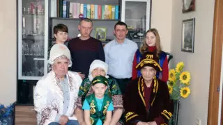 Немецкая семья готовит жеті нан и 40 лет празднует Наурыз