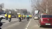 Доставщики еды провели шествие по улицам Алматы