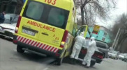 Скорая выехала на встречку и врезалась в авто в Алматы