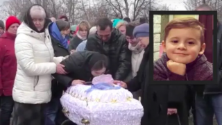 Похороны 5-летнего Владика. Кадр из видео News Front