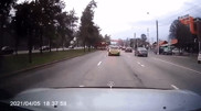Едущий по встречке автобус сняли на видео алматинцы