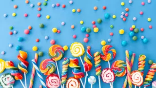 Как легко победить тягу к конфетам - диетолог