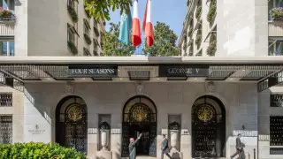 Один из самых известных отелей мира ограбили в Париже