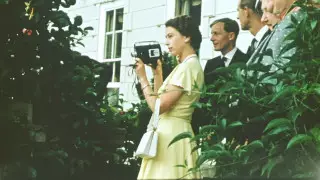 В Сети появились неизвестные снимки молодой королевы Елизаветы II