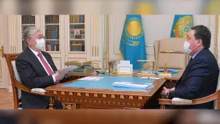 Мамин доложил Токаеву о ситуации с коронавирусом