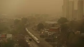 Песчаная буря вновь обрушилась на Пекин