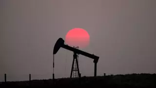 Мировые цены на нефть растут