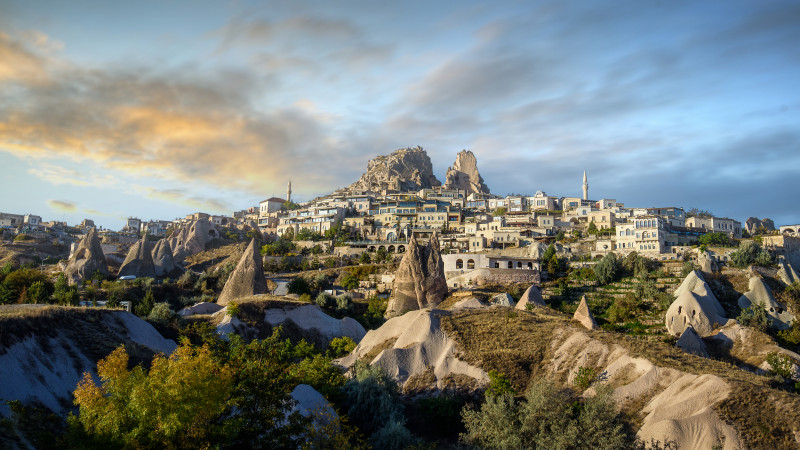 Замок скала Учхисар, входит в состав национального парка Гереме, ©Shutterstock