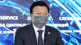 "Мир находится в самом разгаре борьбы" - Цой о COVID-19