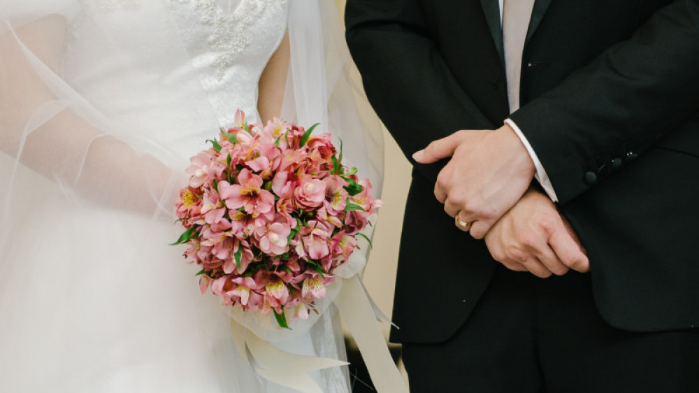 Свадьбу на 60 человек прервали проверяющие в Алматы