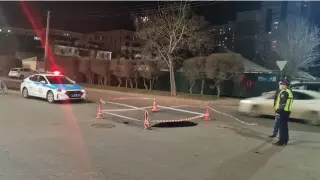 Асфальт провалился в Нур-Султане: подрядчиков привлекут к ответственности