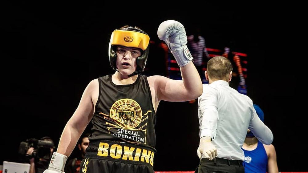 Победа сына Рамзана Кадырова в боксерском бою вызвала подозрения у зрителей