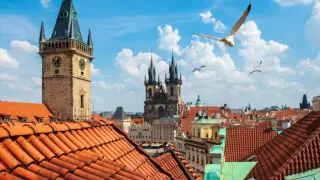 Россия высылает 20 чешских дипломатов