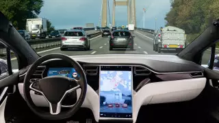 Британские машины с автопилотом оказались неспособны принимать женщин и темнокожих за людей