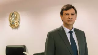 Главному санврачу объявили выговор за неношение значка Nur Otan