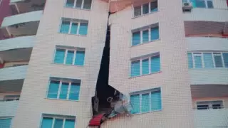 В Усть-Каменогорске разваливается новостройка