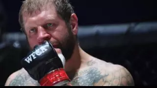 Емельяненко получит рекордный гонорар за бой с Джиганом