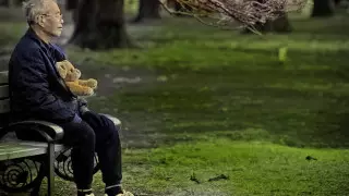 100 бед одиночества. Как помочь пожилым родителям