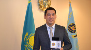 Астанчанина наградили за спасение ребенка из горящей квартиры