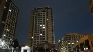 Соседи алматинского стрелка: "Давно здесь живет, проблемный товарищ"