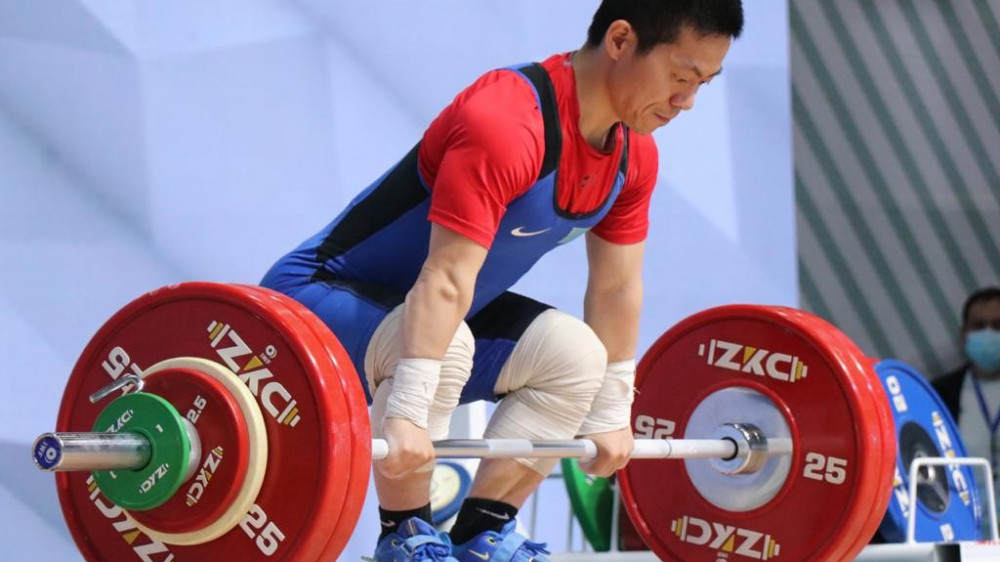 Казахстан завершил ЧА по тяжелой атлетике с семью медалями