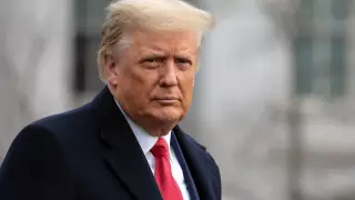 Город в США нанял коллекторов, чтобы выбить долг из Трампа