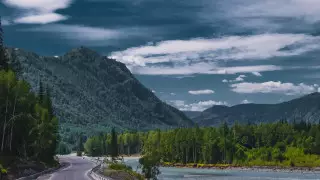 Горы, степи и вкусная кухня. За чем еще в Казахстан едут туристы