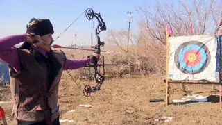 В Балхаше спортсмены-лучники вынуждены заниматься на даче у тренера