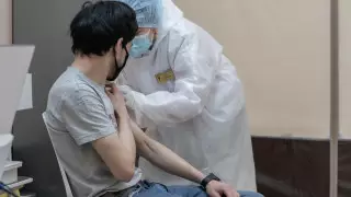 Еще одну категорию людей будут бесплатно вакцинировать в Казахстане