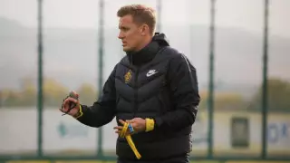 Казахстанский журналист призвал владельца "Кайрата" избавиться от главного тренера