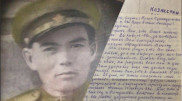 "Это, наверное, фронтовая жена тебя ищет". Как казах спас раненого украинца
