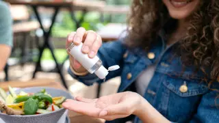 Карантинные ограничения назвали театром абсурда