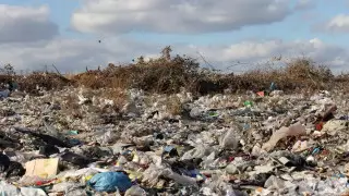 Сельчане живут у городской свалки под Нур-Султаном