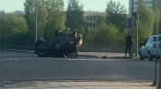Авто перевернулось на перекрестке в Нур-Султане