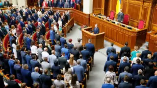 Зеленский внес в Раду законопроект о коренных народах Украины