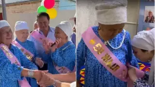 Встреча одноклассников прошла спустя 50 лет в Мангистау