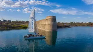 "В эти места можно попасть только по воде". Зачем казахстанцам романтика парусных регат