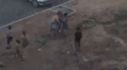Драка родителей из-за детей попала на видео в Уральске