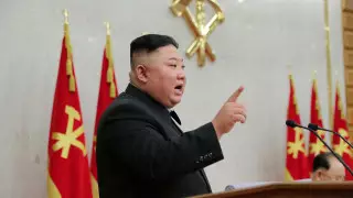 Ким Чен Ын призвал вести "беспощадную борьбу" против антисоциализма