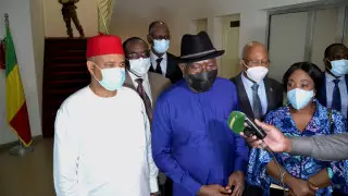 Лидер военного переворота в Мали объявил себя президентом