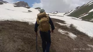 Полицейские заночевали в горах ради спасения туристов в Туркестанской области