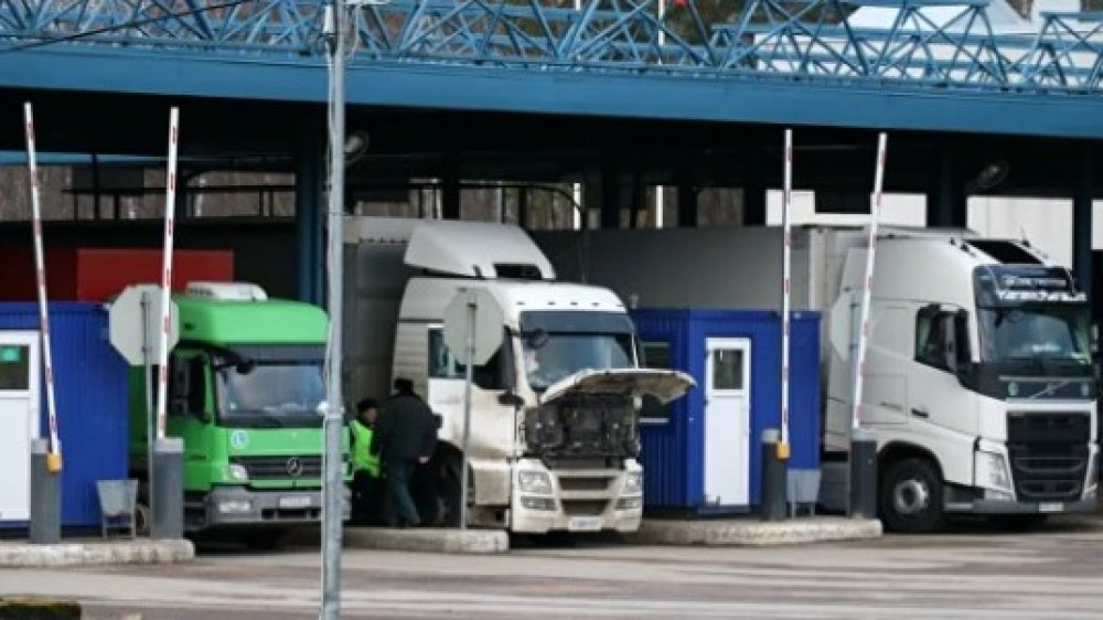 Почти три тысячи грузовиков скопилось на выезд из Беларуси в ЕС