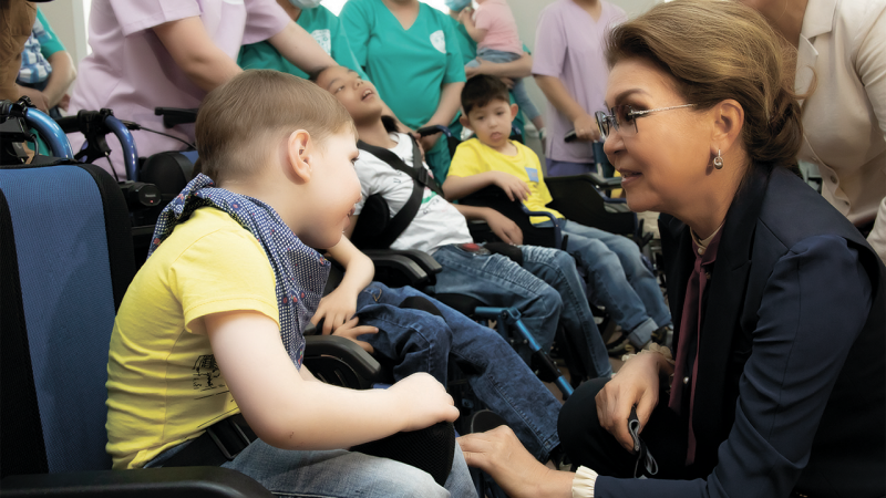 Дарига Назарбаева посетила обновленный реабилитационный центр "Әлем"