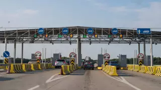 "КазАвтоЖол" сравнили с "беспредельщиками из подворотни"