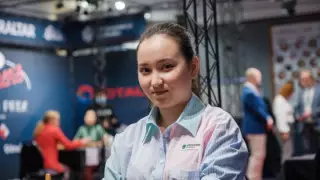 Токаев поздравил Жансаю Абдумалик