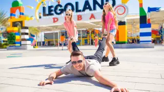 10 Леголендов, которые взрослые посещают с детьми лишь для "прикрытия"